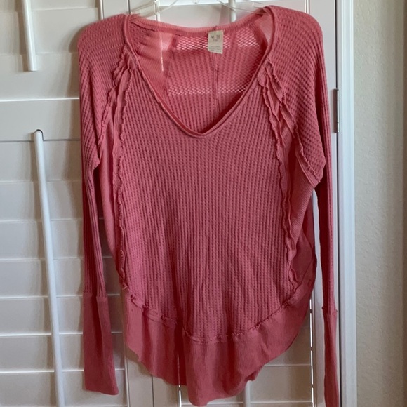 Free People thermal curved hem tunic.  XS.  great details - Picture 1 of 4